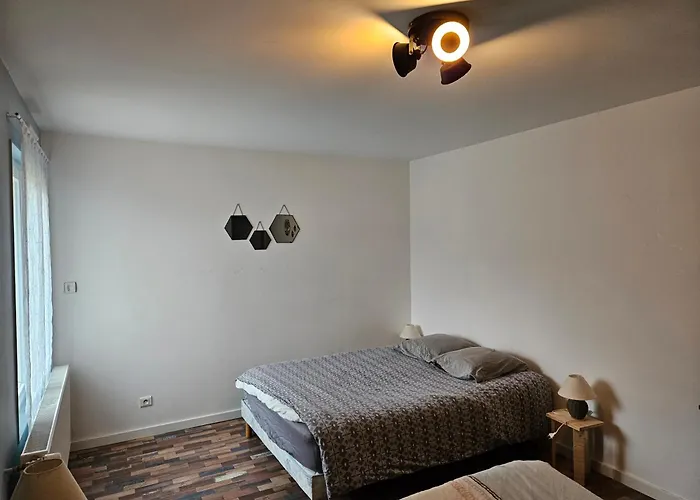 Avec 2 Lits Double, Douche Et Wc Prives - Acces Autonome - Parking * Dommartin-sous-Amance